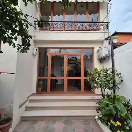 Kurmaku's Homestay