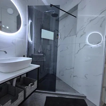 Kurmaku - Historic Inside Castle Quarto em Acomodações Particulares Elbasan