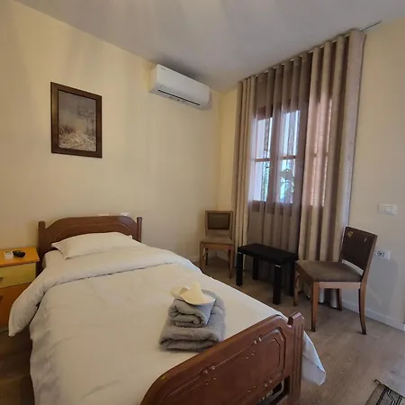 Quarto em Acomodações Particulares Kurmaku - Historic Inside Castle Elbasan