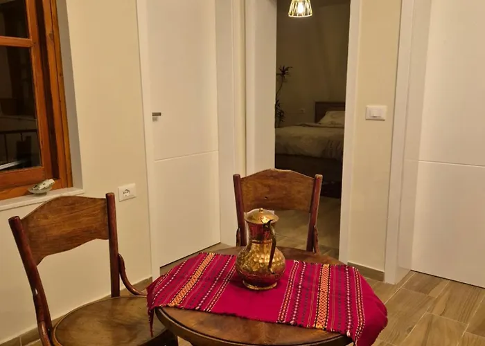 Kurmaku - Historic Inside Castle 爱尔巴桑